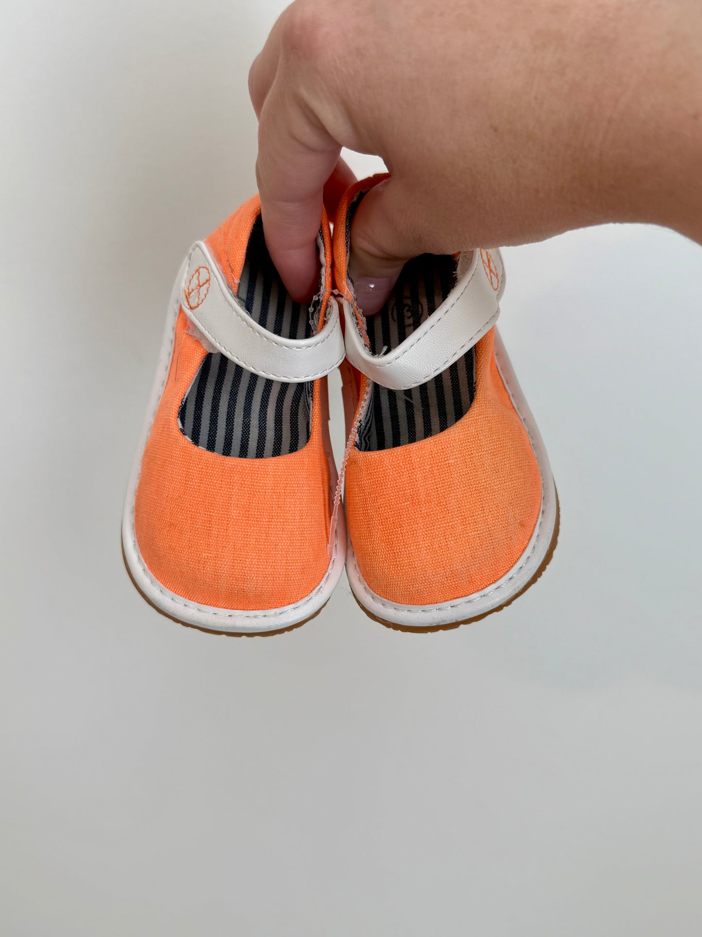 Neon Orange Squeak