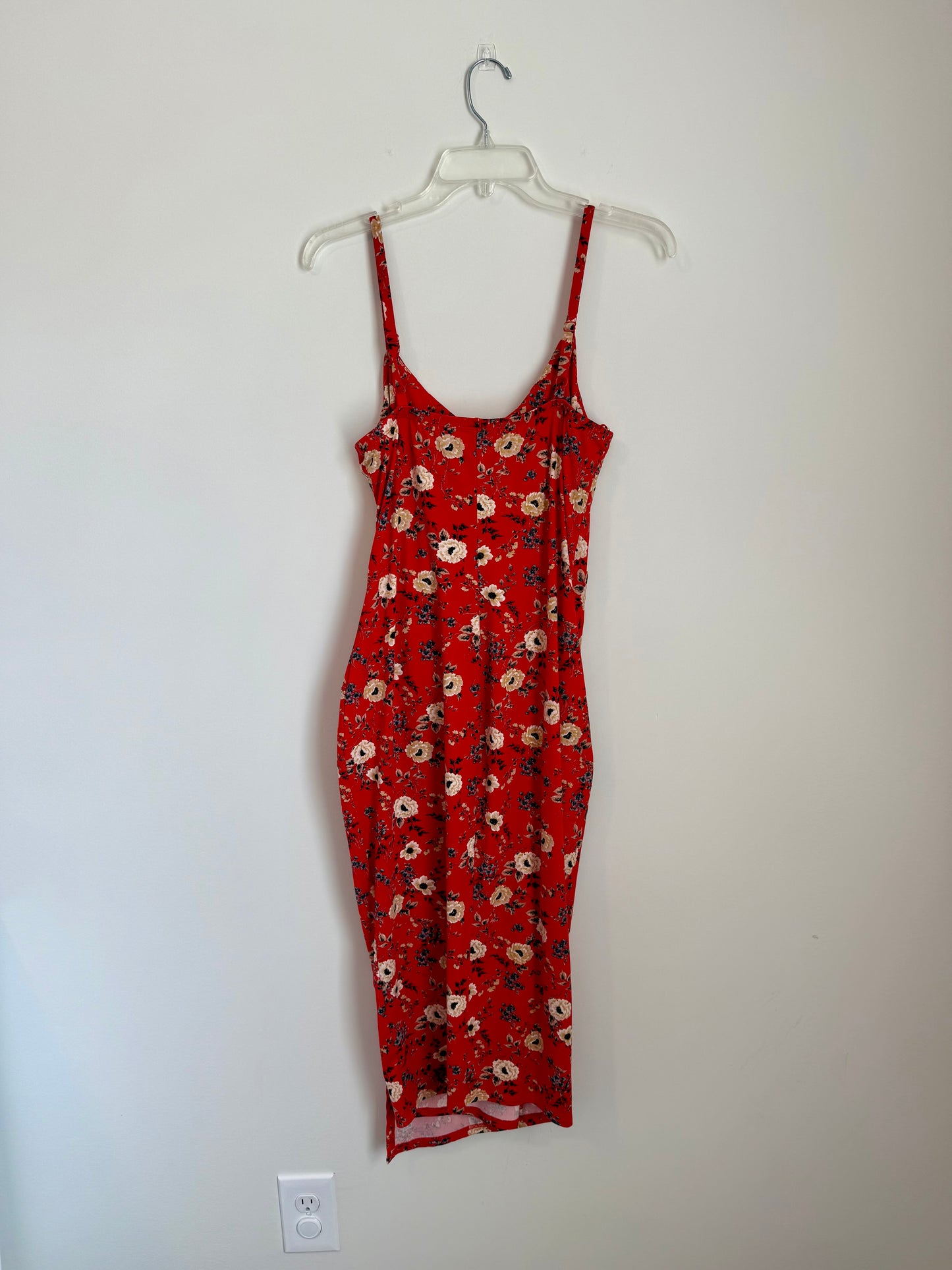 Nine Britton Fitted Midi Dress